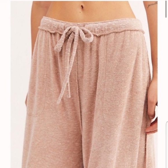 💗FREE PEOPLE MAKE IT MAXI LOUNGE PANT💗 - Picture 4 of 12